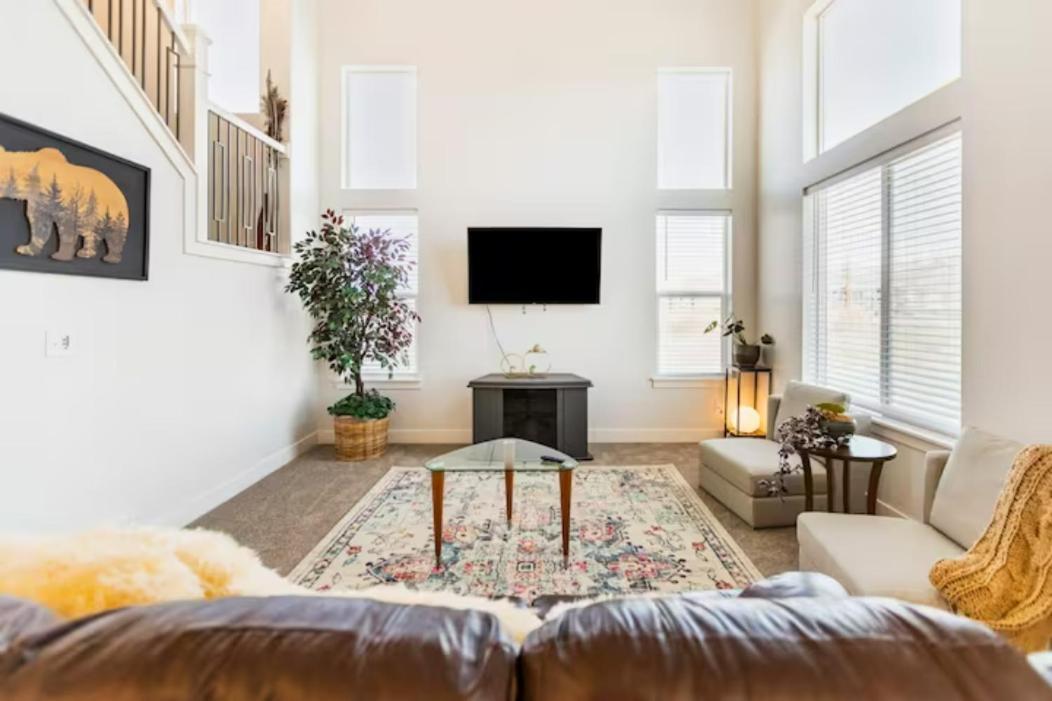 Brand New 3-Beds Stylish Entire House At Lehi Villa Ngoại thất bức ảnh